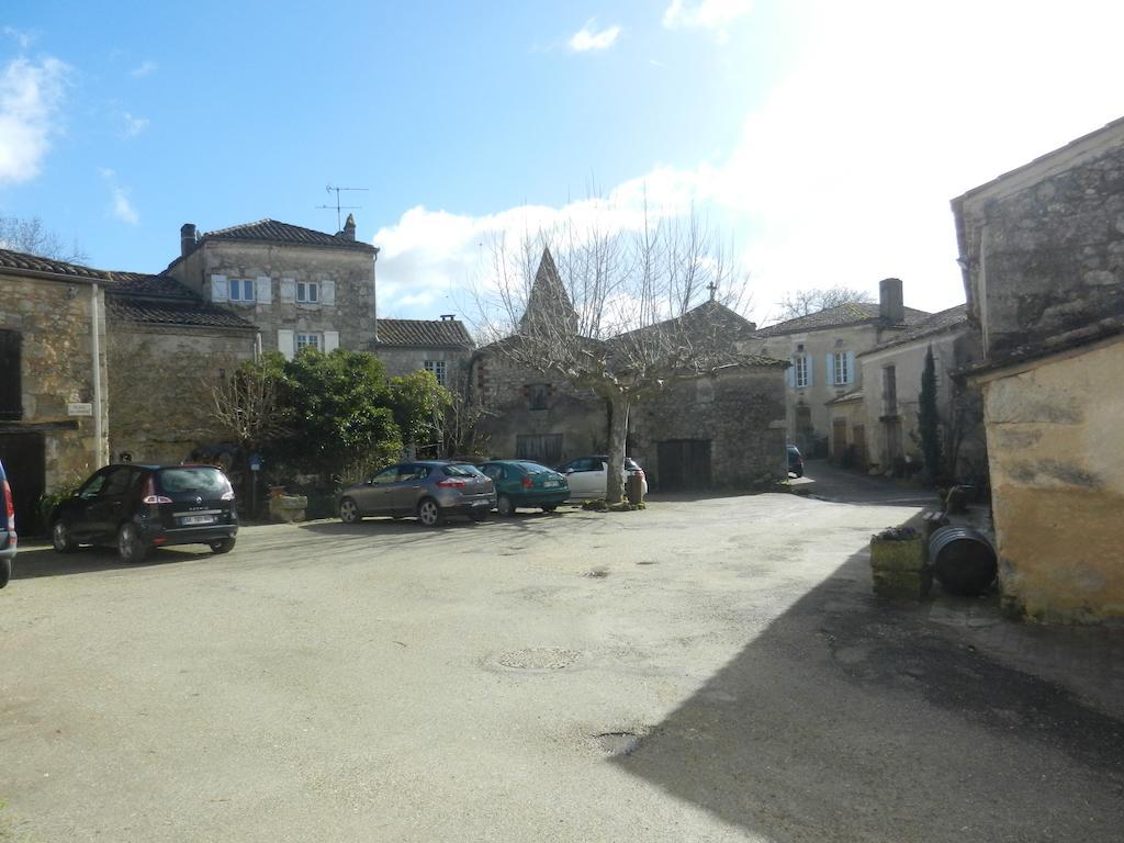 La Maison Des Cornieres Fourcès Eksteriør billede