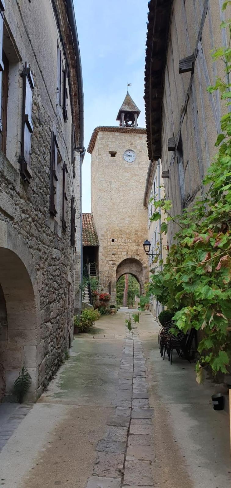 La Maison Des Cornieres Fourcès Eksteriør billede