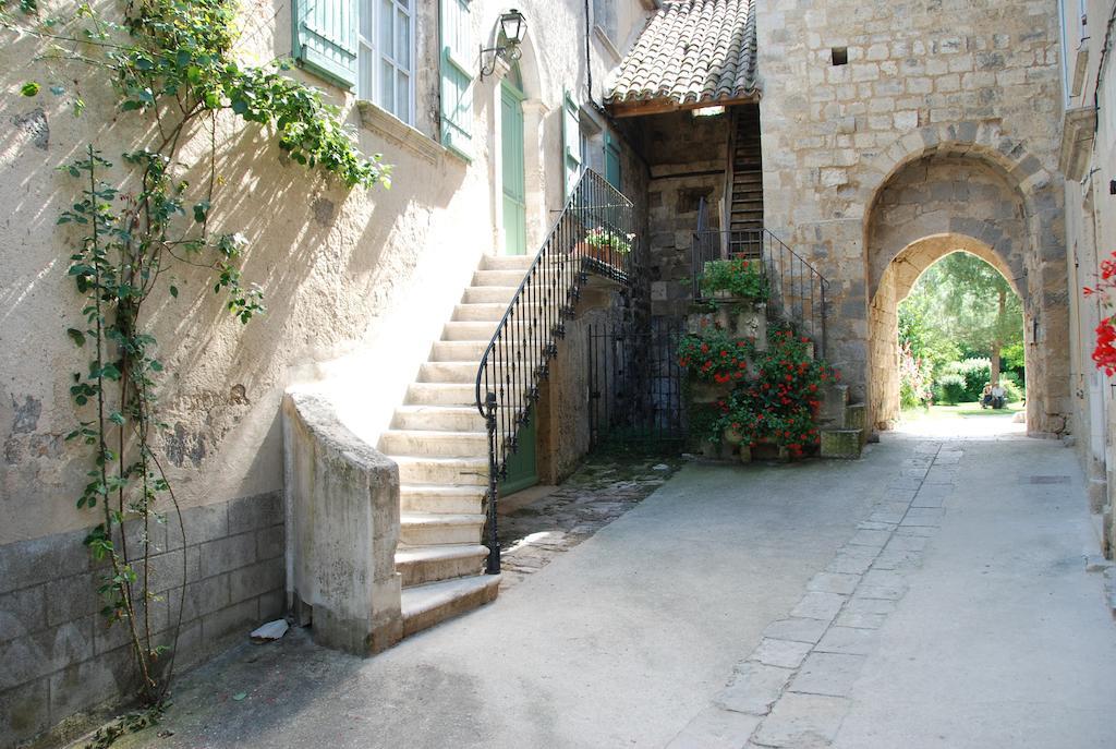 La Maison Des Cornieres Fourcès Eksteriør billede