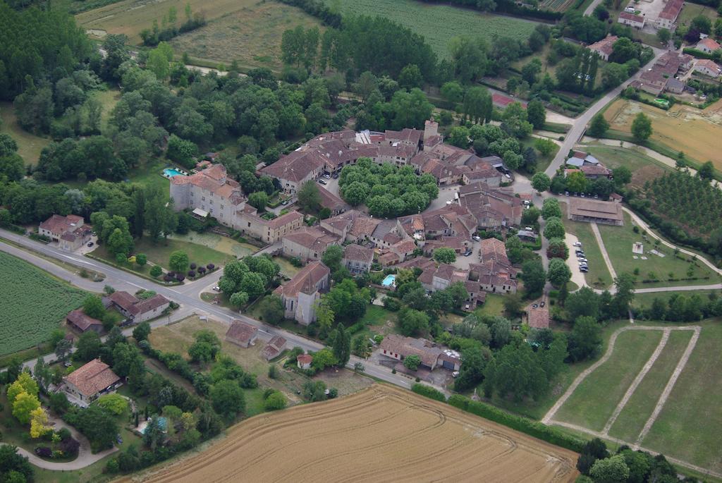 La Maison Des Cornieres Fourcès Eksteriør billede