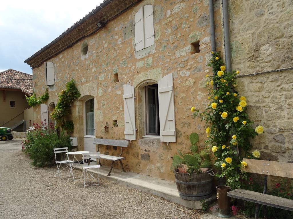 La Maison Des Cornieres Fourcès Eksteriør billede