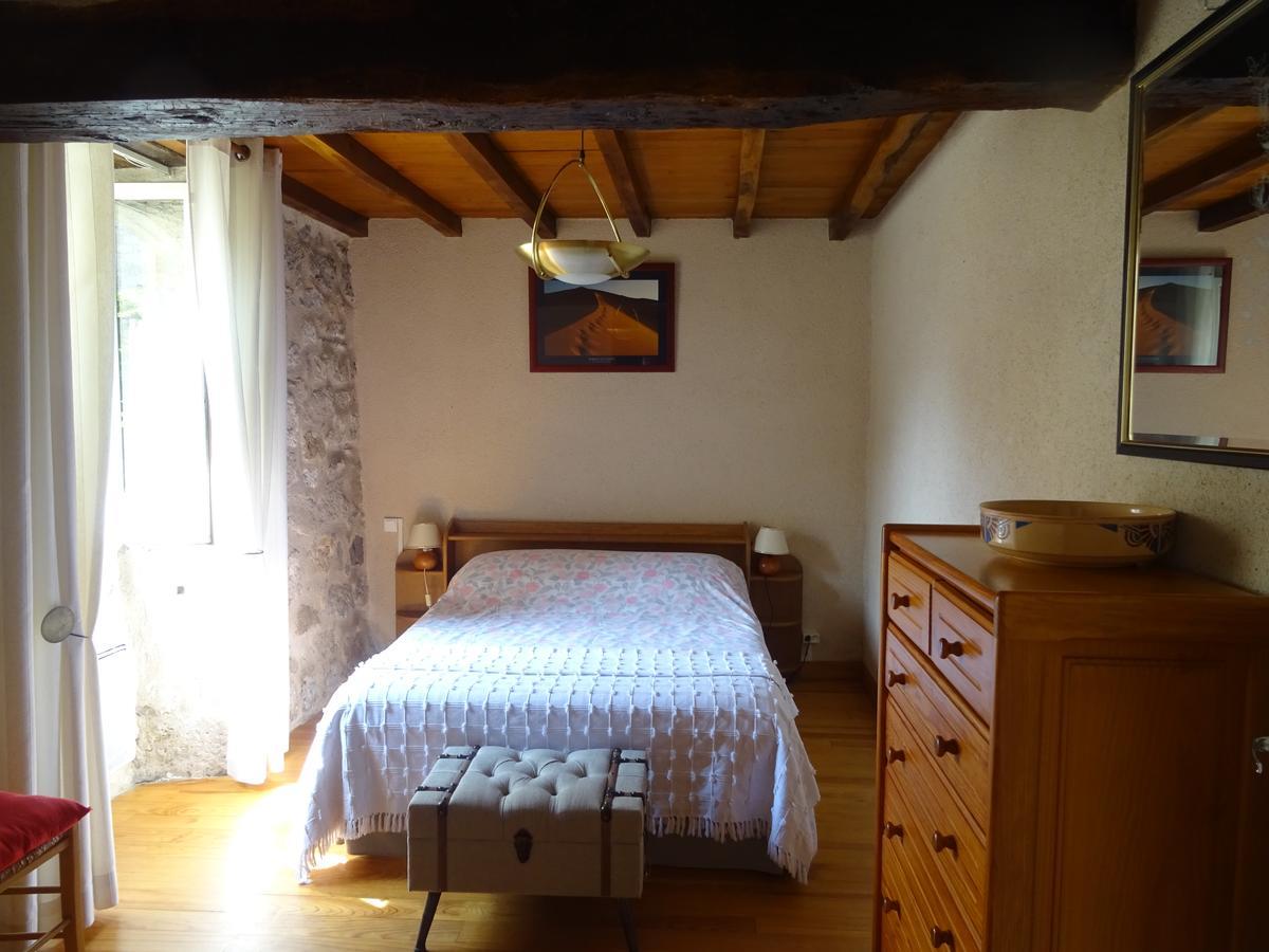 La Maison Des Cornieres Fourcès Eksteriør billede